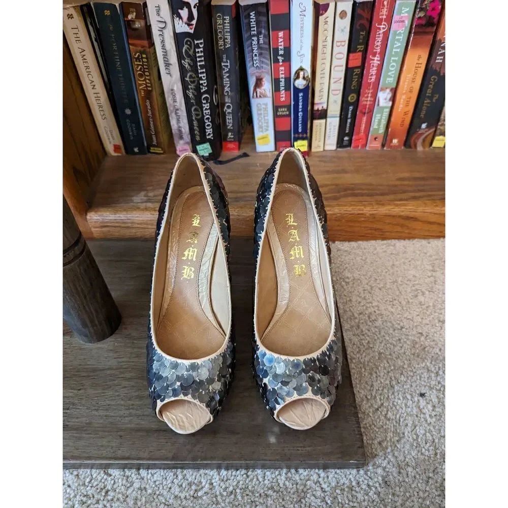 l.a.m.b. peeptoe tan leather silver sequin stilleto sz 7.5 excellent condition